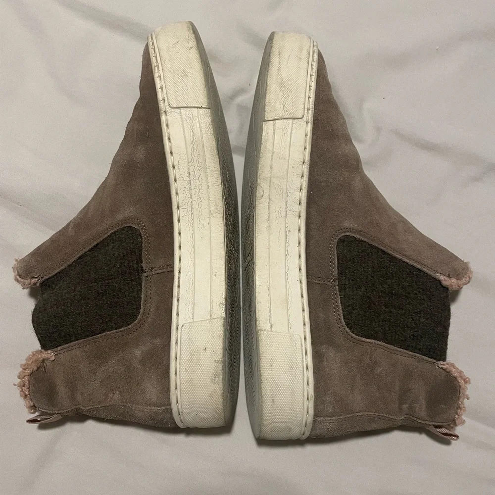 Suede Ankle Chelsea Boots with Fur Lining Beige US Size 8 - Picture 4 of 6